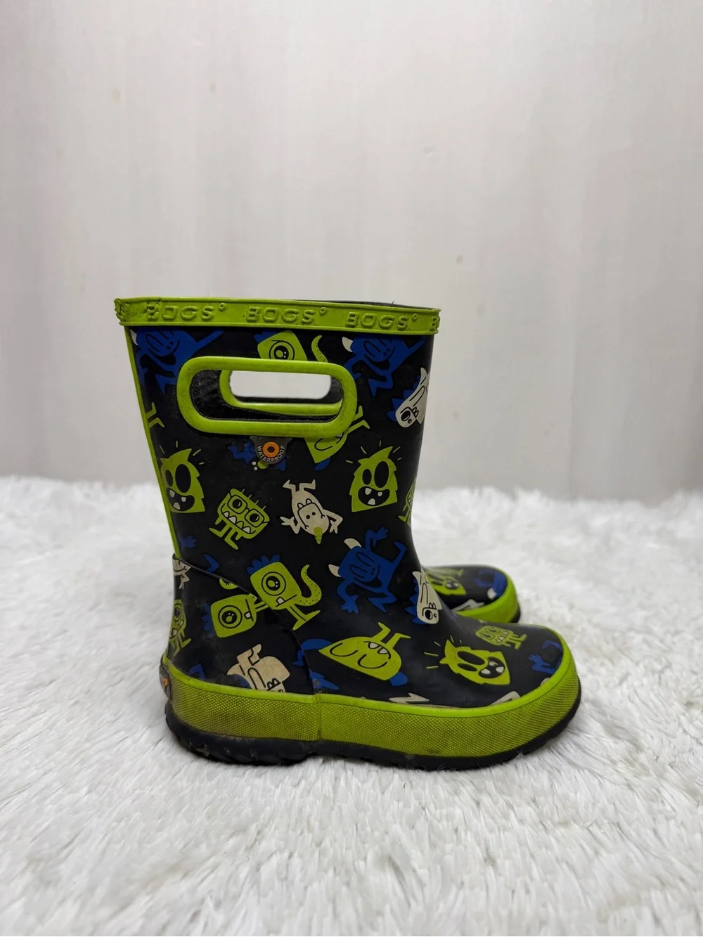 BOGS / Skipper Cool Monster green blue rain boots / toddler 9